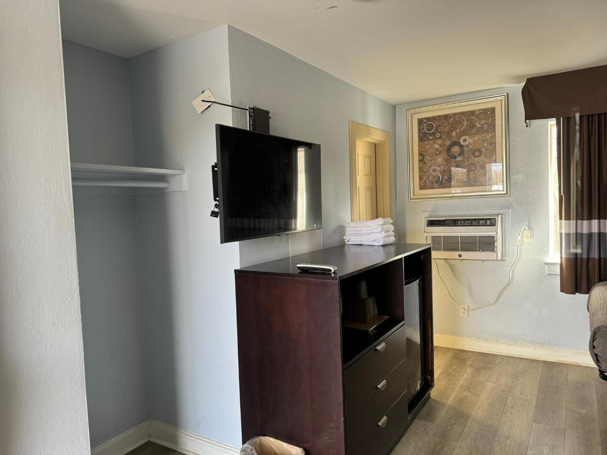Budget Inn Danville Esterno foto